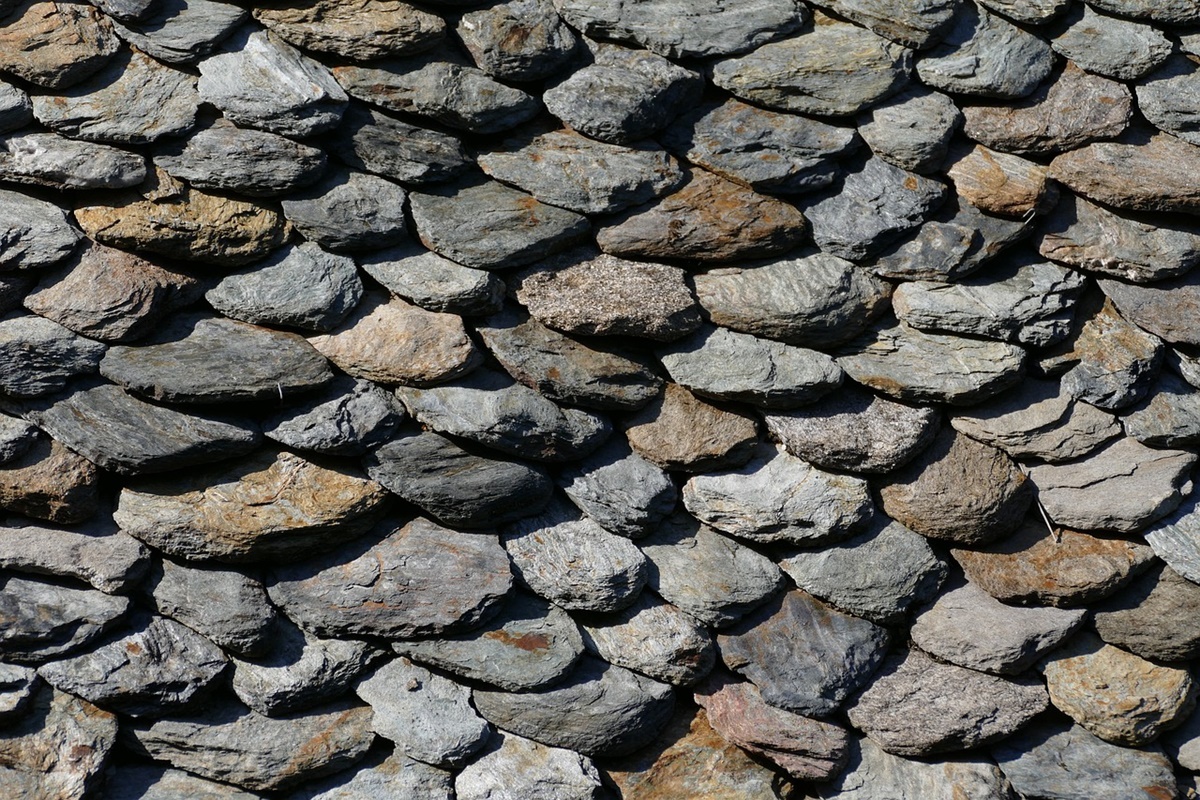 Kayrak Taşı Nedir?